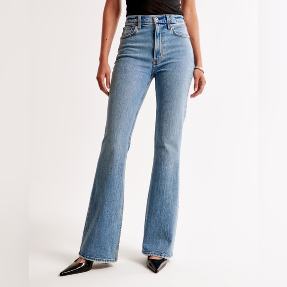 Abercrombie & Fitch Light Blue Wide Leg Jeans - Picture 1 of 9